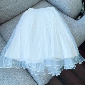 Pleated yarn skirt